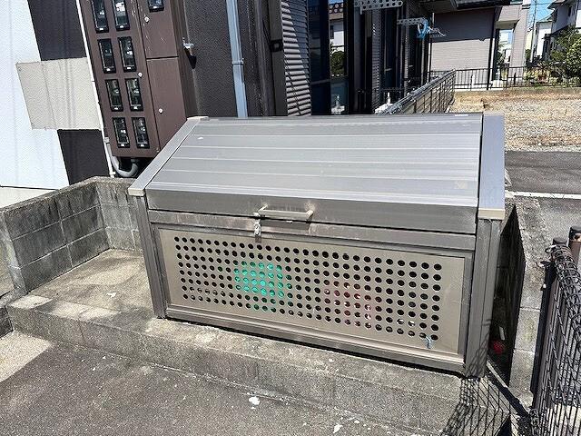ユニバーサル岸岡B棟 物件画像