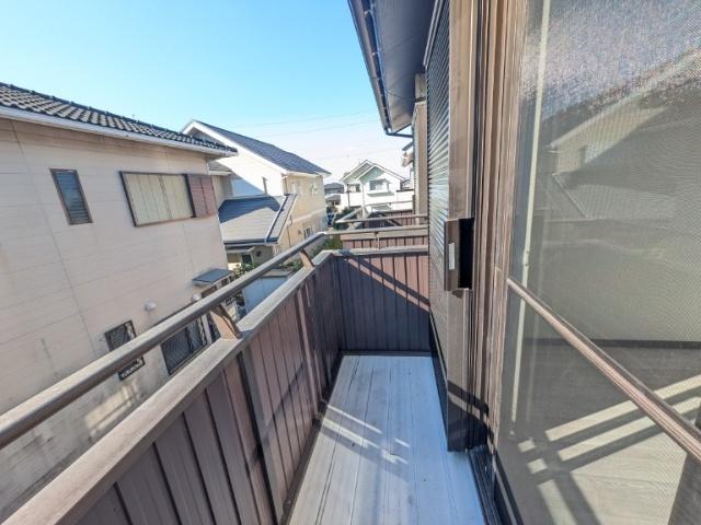 岸岡町中古戸建 バルコニー