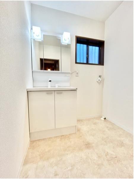 高岡台５丁目中古戸建 洗面