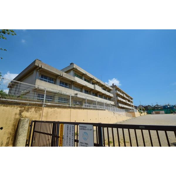 千葉市立土気南小学校：595m