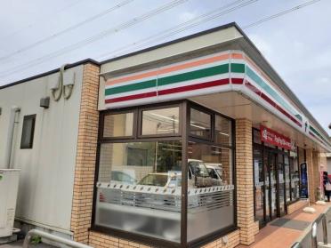 セブンイレブン千葉鎌取店：168m