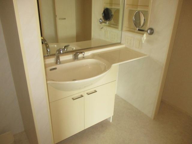 コンフォートブルック　C棟（102） 部屋画像