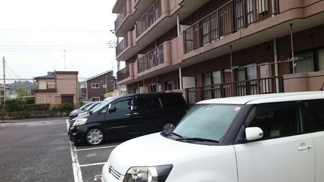 クレセントフジ　Ａ（403） 駐車場
