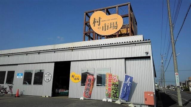 ス—パ村の市場：2100m