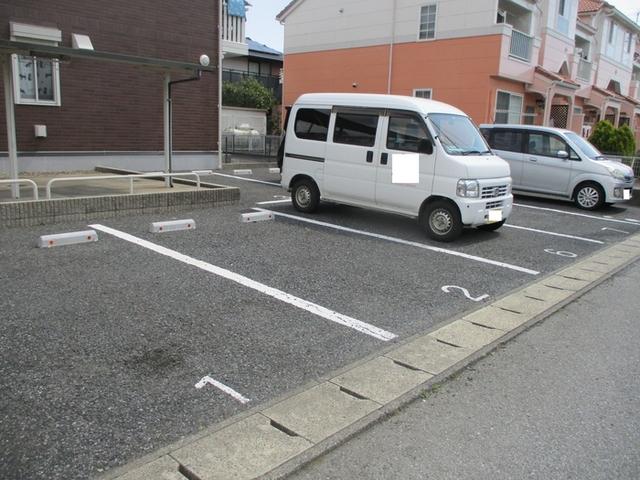Carinopensee（102） 駐車場