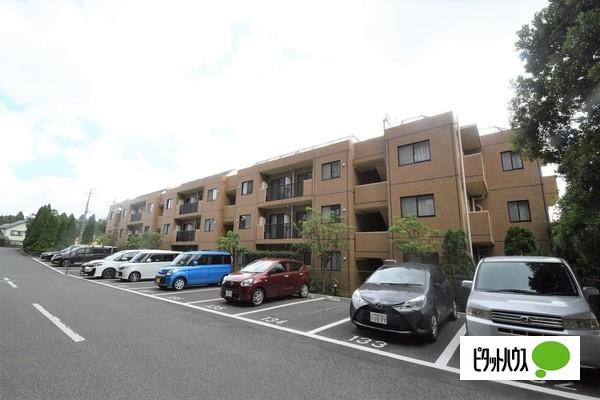 エステ・ヒルズ千葉東フォレストコート3 駐車場