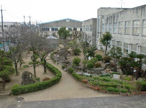 倉敷市立老松小学校：669m