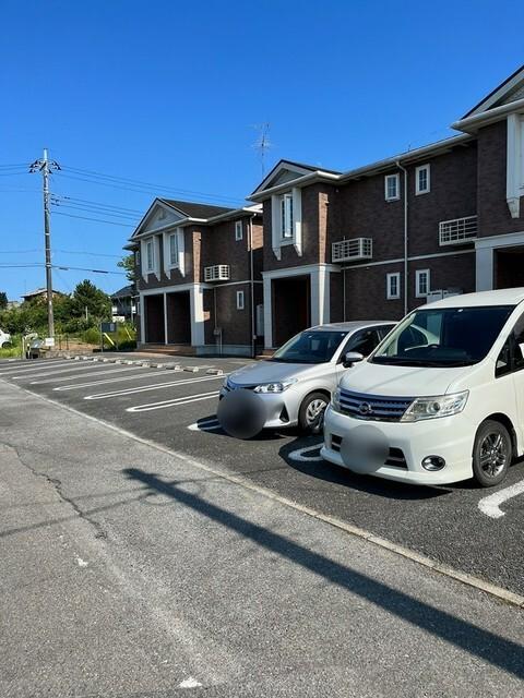 ブライド・ハウスＡ（202） 駐車場