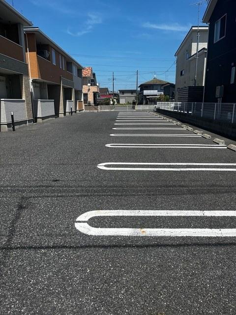 コスモフランＢ（202） 駐車場