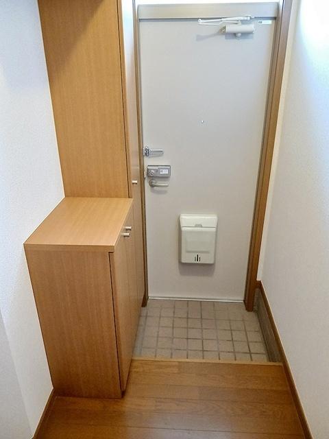 サンフラワーパレスⅠ（202） 玄関