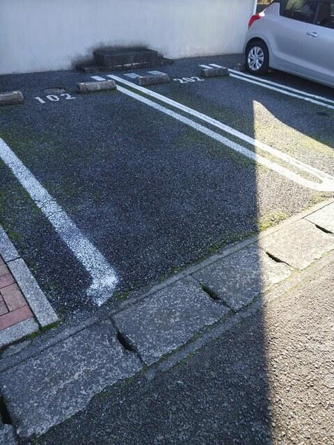 パーク　ピア（201） 駐車場