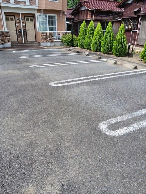 ヒルサイド・テラス（202） 駐車場