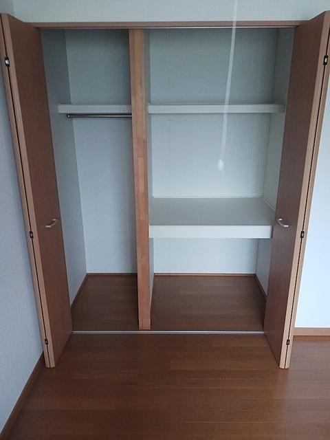 サンハイツ早野新田（102） 収納