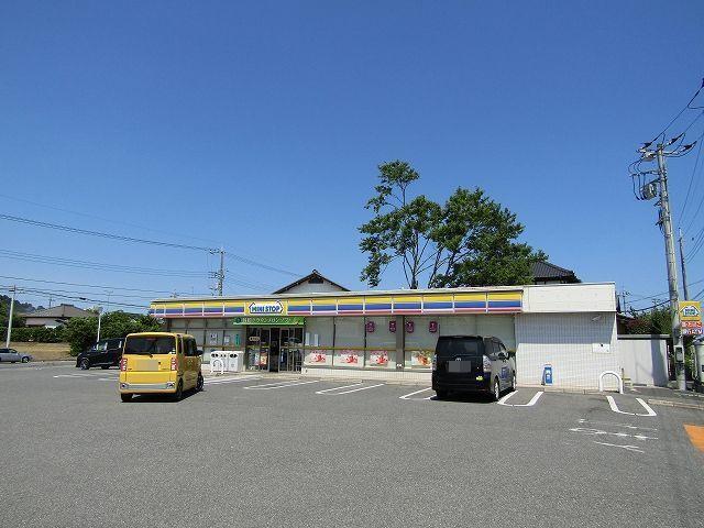 ミニストップ鷲巣店：300m