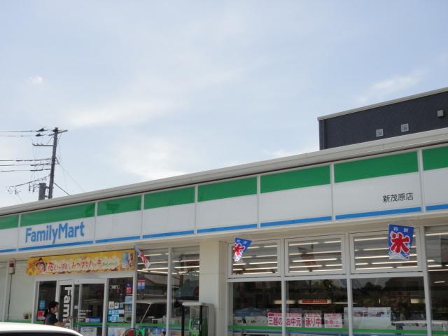 ファミリーマート茂原明光橋店：382m