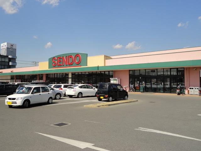 SENDO茂原店：754m