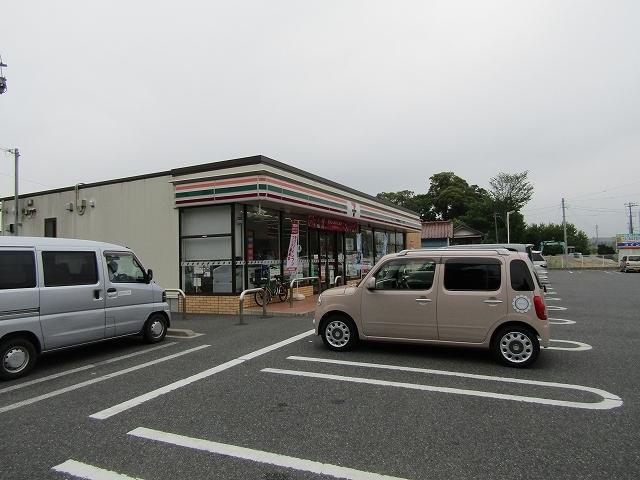 セブンイレブン新小轡店：1100m