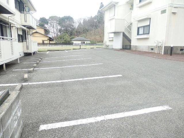 セジュール茂原公園　ＡＢ（A201） 駐車場