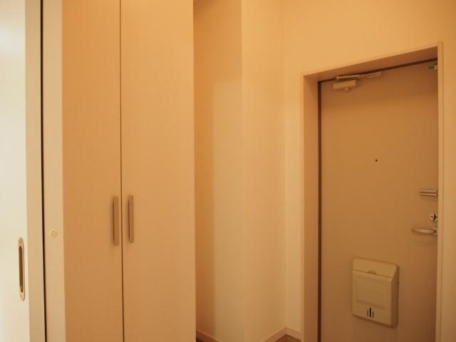 Ｗｅｌｉｎａ　Ｓｈｏｎａｎ（3C） 玄関