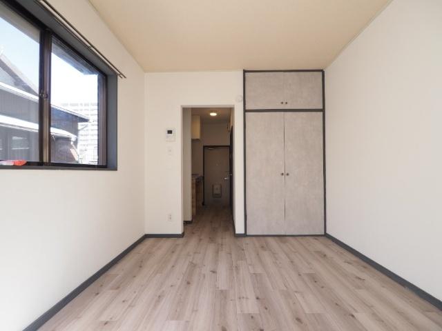 サンフラッツ湘南（108） 室内