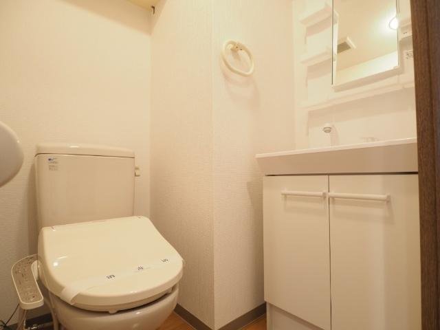 コンフォート湘南（801） トイレ