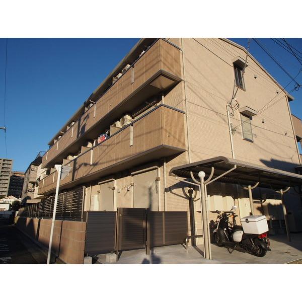 藤沢駅より徒歩9分 築10年11ヶ月 3階建の賃貸物件