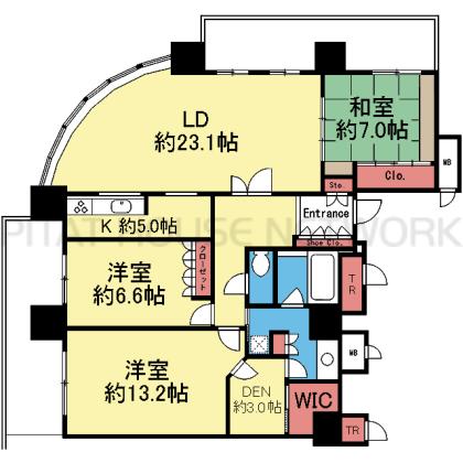 最上階の角部屋です