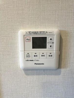 ���������@����