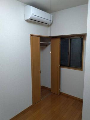 �N���[�[�b�g�L��