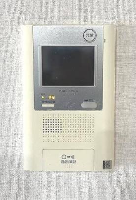 ���j�^�[�t���C���^�[�z���ł�