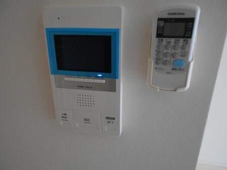 ���j�^�[�t���C���^�[�z���ł�