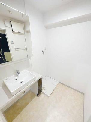 ���������@����