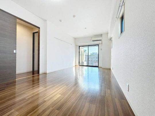 �N���[�[�b�g����I