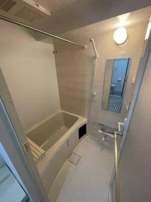 �o�X���[��