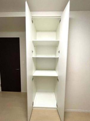 �N���[�[�b�g����܂�