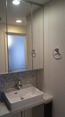 �Ɨ����ʑ�