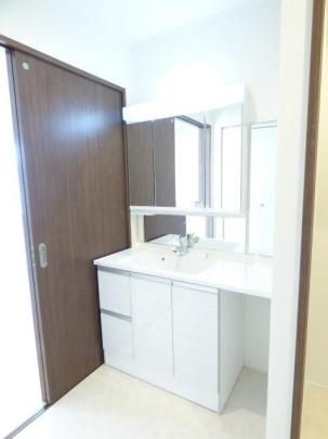 ���ʉ��ϑ�