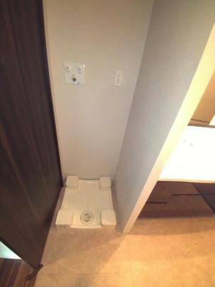 ��������@�u����