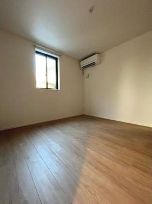 �N���[�[�b�g����܂�