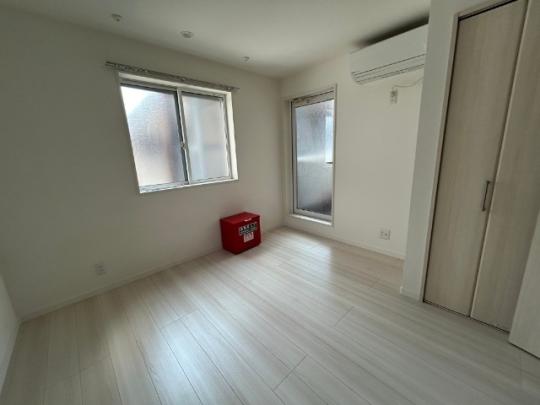 �t���[�����O�̃��r���O