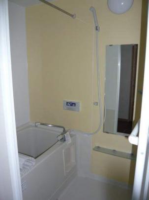 �Y��ȃo�X���[��