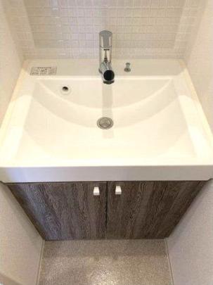 ���ʉ��ϑ�