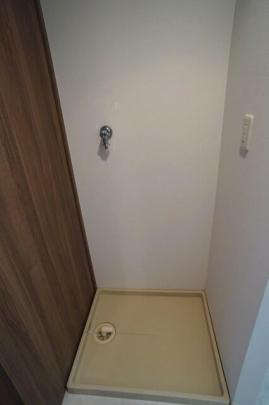 ��������@�u����