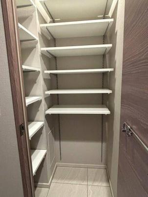 �N���[�[�b�g����I