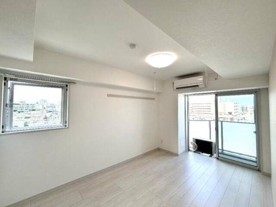 �G�A�R������