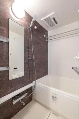 �o�X���[��