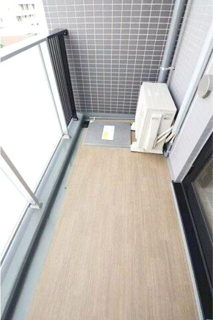 ジェノヴィア横浜石川町 バルコニー