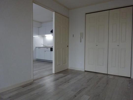 �N���[�[�b�g�t��