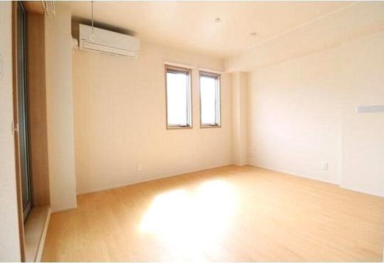 �G�A�R������