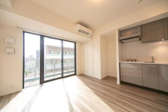 �G�A�R������